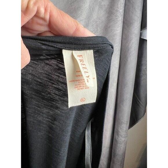 Freely Women's Missy V Neck Slit Tunic Cover Up XL Black XL NWT - Picture 6 of 10